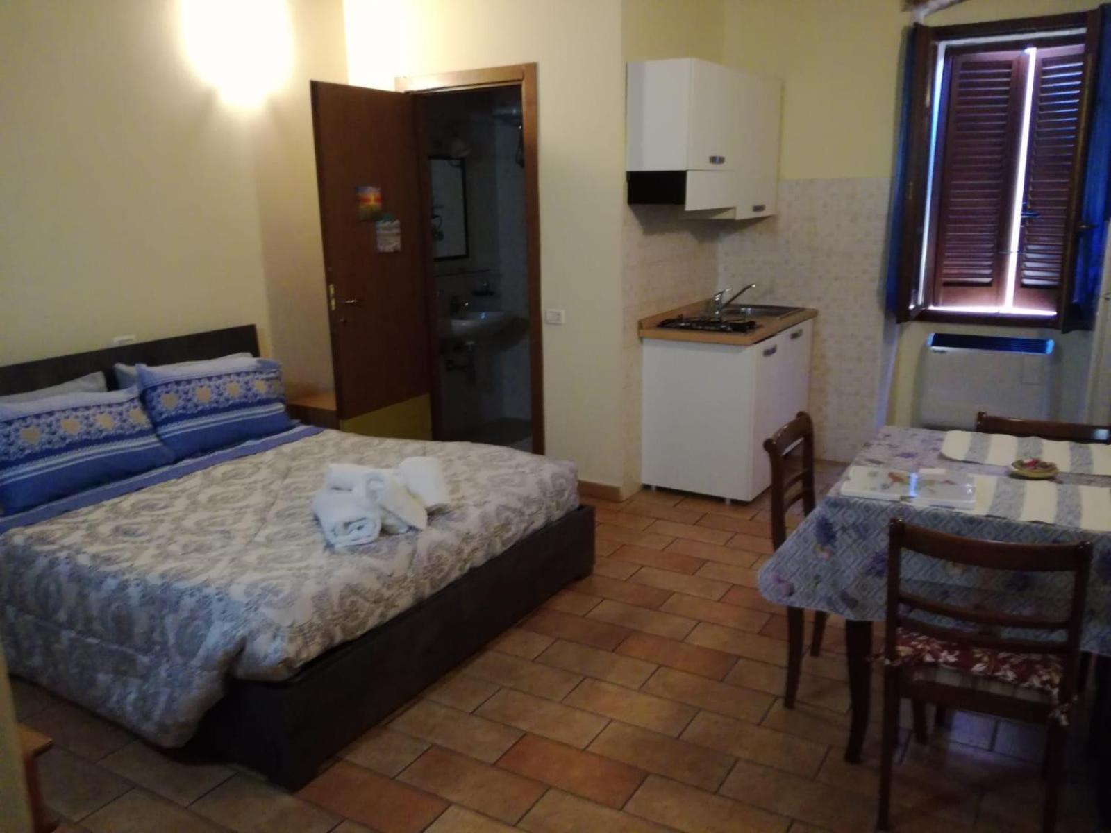 Appartement Via Della Posterna à Spolète Extérieur photo